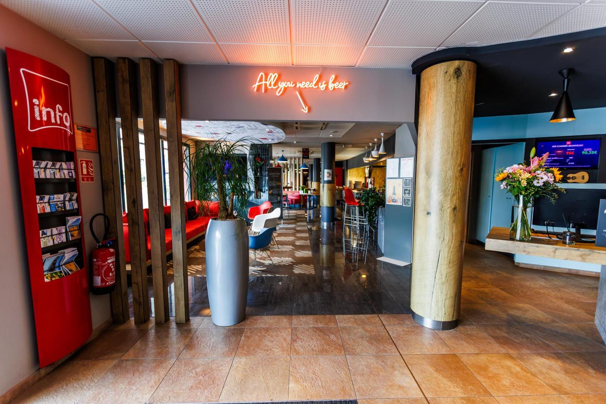 Ibis Cannes Mandelieu Exterior foto